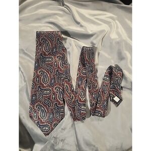 rare vintage liebert paisley print poyester tie made in‎ USA gold blue magenta